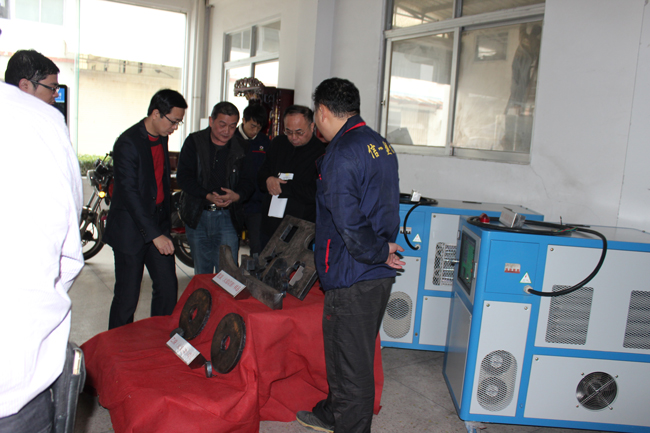 汕頭市知識產(chǎn)權(quán)局相關(guān)領(lǐng)導(dǎo)蒞臨我司參觀指導(dǎo)工作